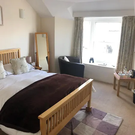 The Dolphin Tavern 3*